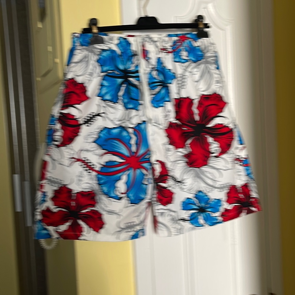 Colorful swimming shorts. xl